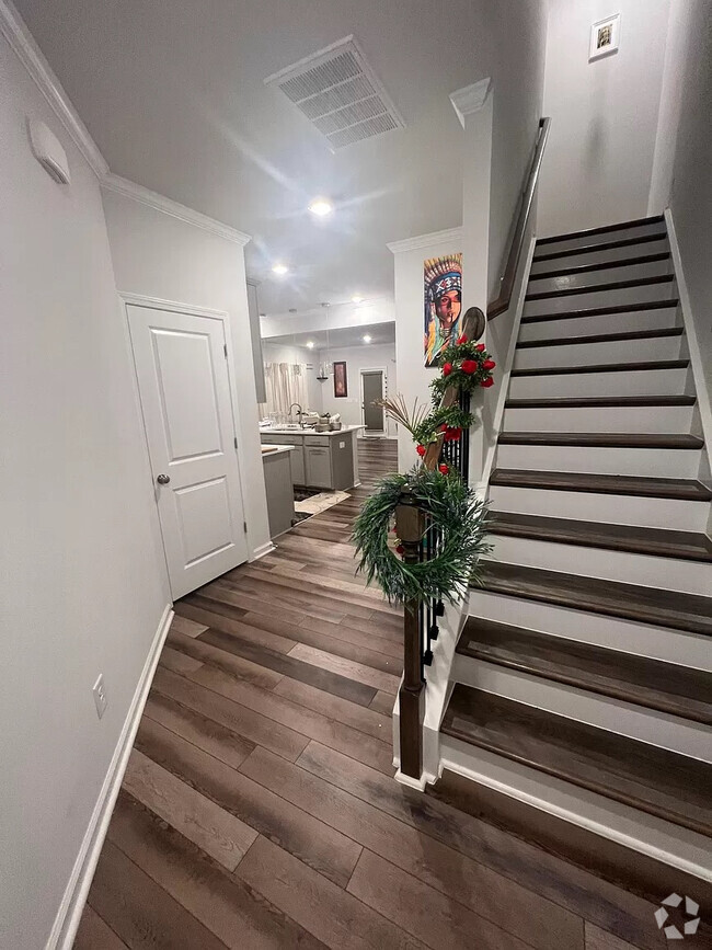 Building Photo - Room in Townhome on Mezzo Ln
