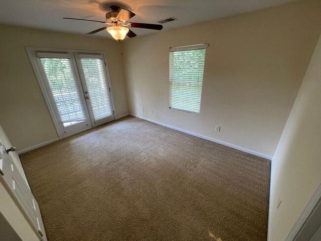 Building Photo - PRE-LEASING FOR AUGUST 2026!