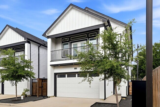 Building Photo - 6476 T C Jester Blvd