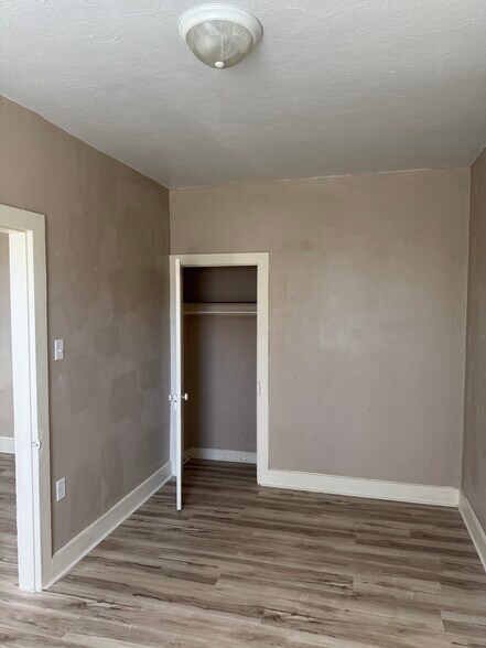 Building Photo - 1832 Franklin Ave