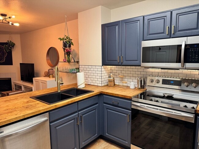 Building Photo - 1203 Warrior Way