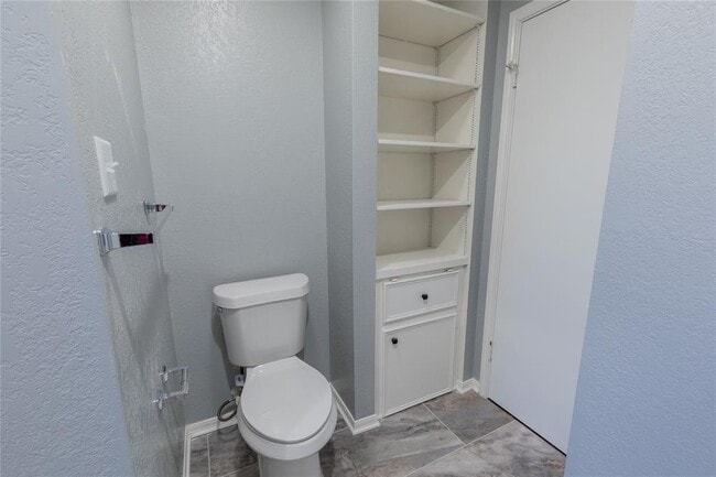 Building Photo - 319 Rawhide Loop