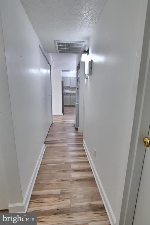 Building Photo - 1580 Moorings Dr