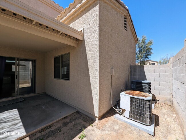 Building Photo - 3715 W Fremont Rd.