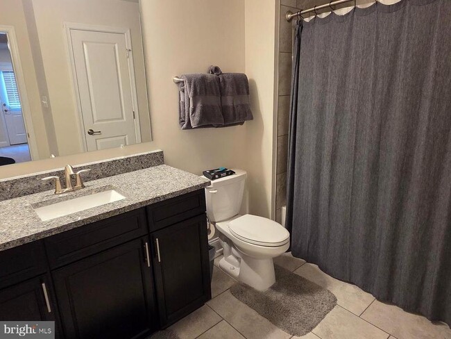 Building Photo - 4533 Shakespeare Cir