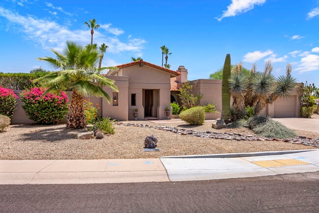 Building Photo - 10608 E Arabian Park Dr