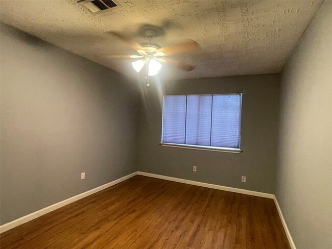 Building Photo - 20206 Apache Gardens Ln
