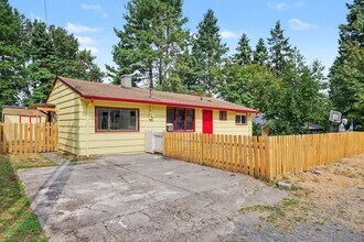 Building Photo - 18317 11th Ave NE