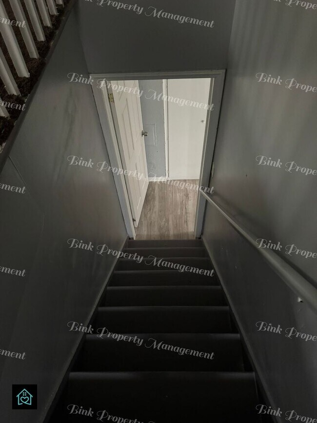 Building Photo - 15808 Southfield Fwy