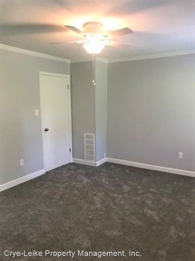 Building Photo - 2 br, 1.5 bath House - 5686 Quince Road # 1