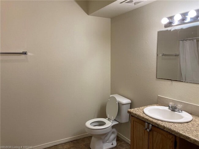 Building Photo - 816 N 36th St