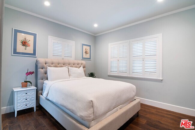 Building Photo - 106 N Citrus Ave