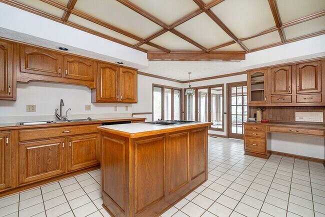 Building Photo - Beautiful Wooded Lot