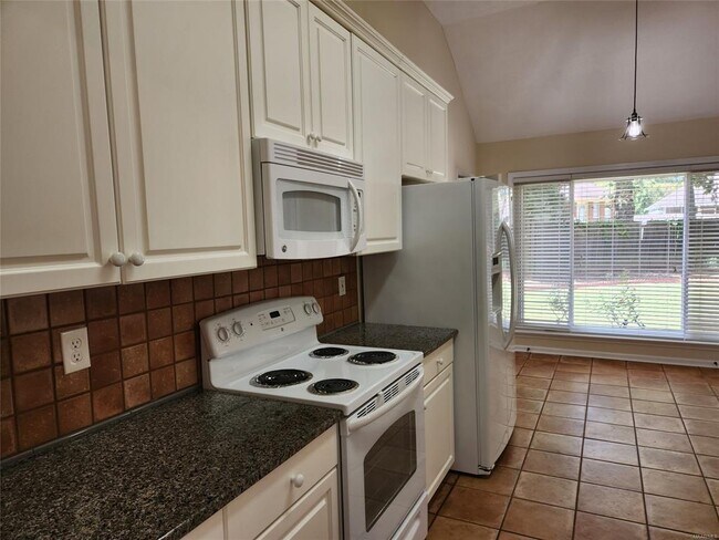 Building Photo - 742 Ryefield Ct