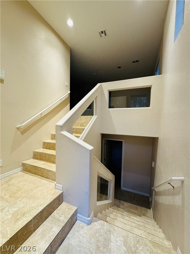 Building Photo - 9160 Dimpled Ct