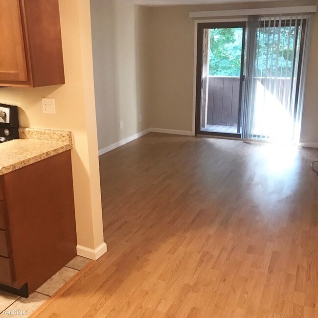 1280 Highfield Ct 1280 Highfield Ct Bethel Park PA 15102 Apartment