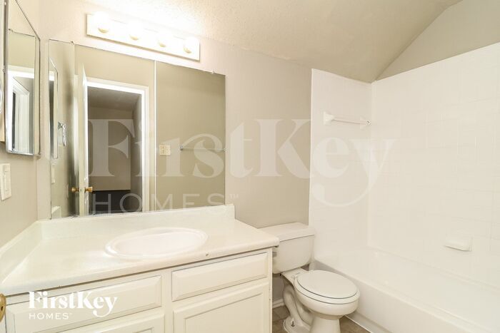 Building Photo - 10256 Budtime Ln