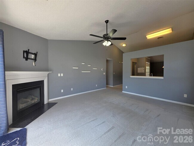 Building Photo - 8417 Appledale Dr