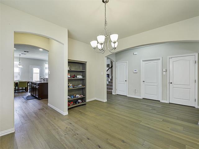 Building Photo - 2613 Sunstar Dr