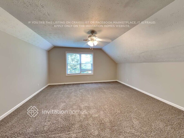 Building Photo - 1040 Spring Brook Dr
