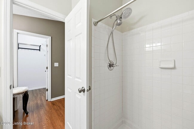 Building Photo - 10401 Trotters Pointe Dr