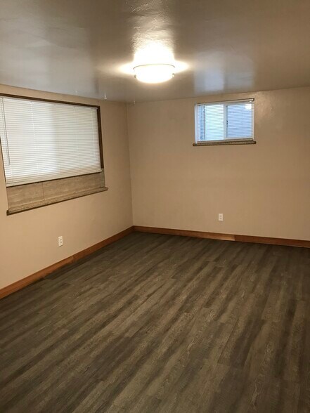 Building Photo - 2024 W Hamilton Pl