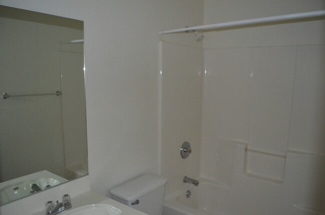 Building Photo - 2108WW