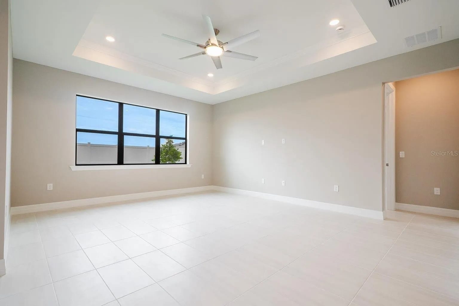 Building Photo - 2175 Darley Oak Way