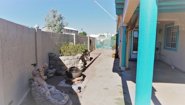 Building Photo - 4408 La Corte Dr
