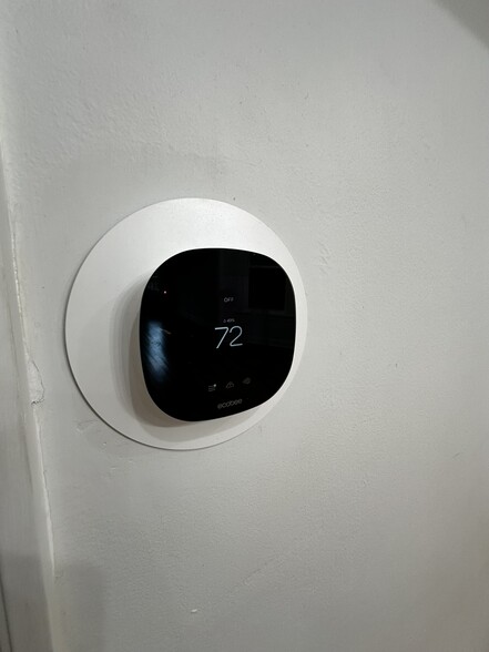 Smart Thermostat - 2451 N Monticello Ave