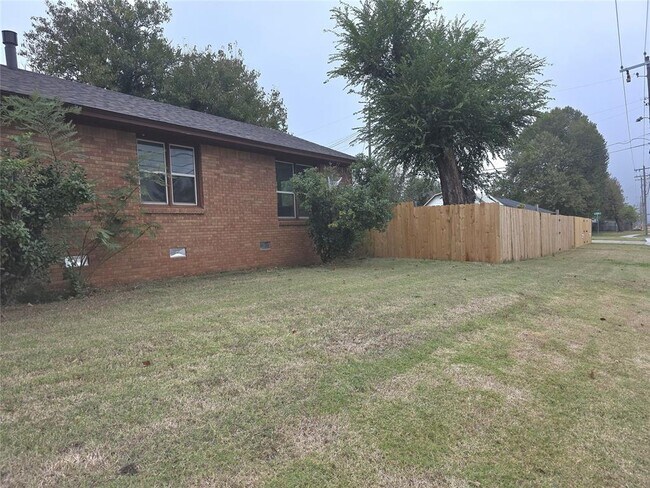 Building Photo - 3701 NW 59th St