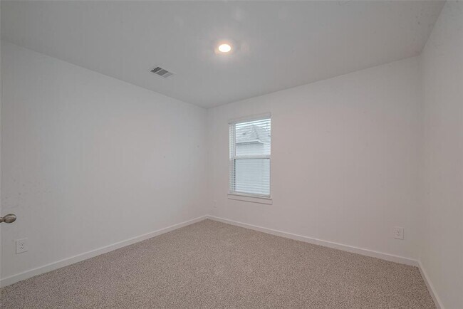 Building Photo - 3017 La Rambla Dr