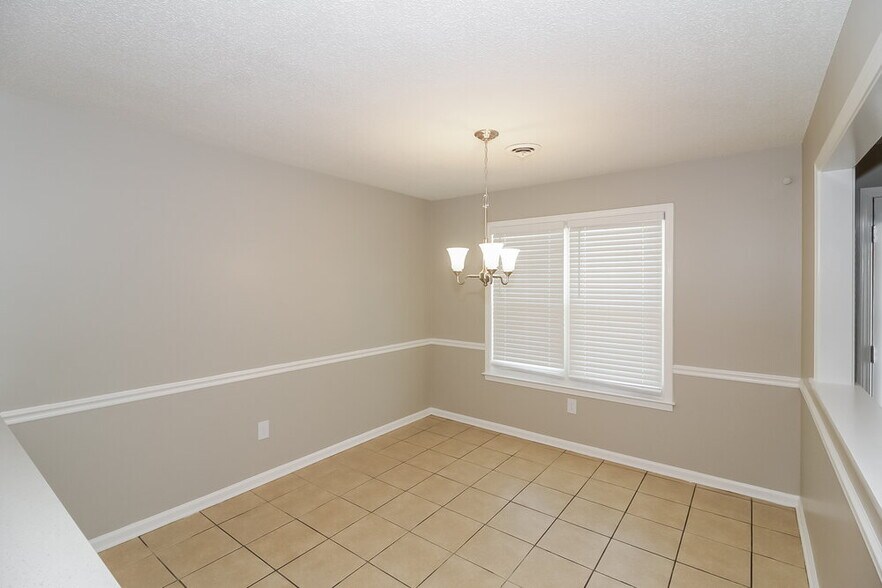 Building Photo - 4369 Pointe North Cove