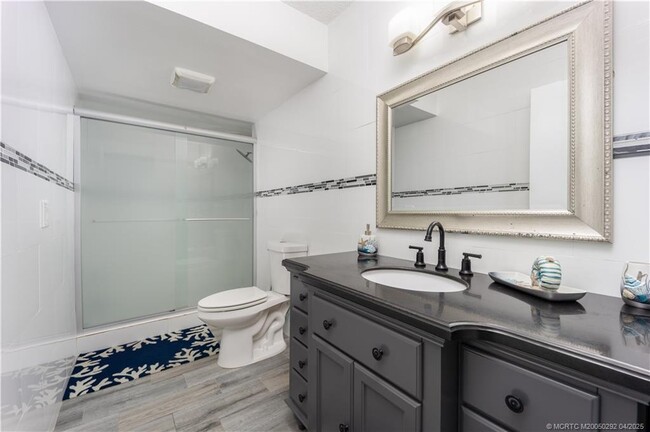 Building Photo - 10310 S Ocean Dr