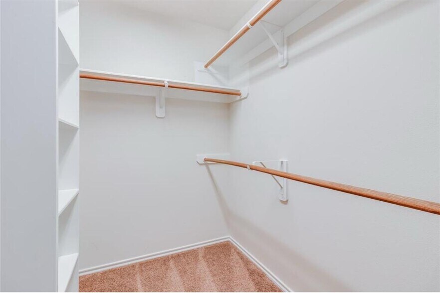 Building Photo - 38 Whitekirk Pl