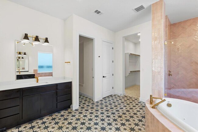 Building Photo - 151 Starfire Dr