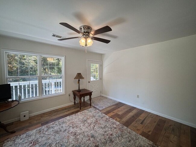 Building Photo - 2647 Blind Rd