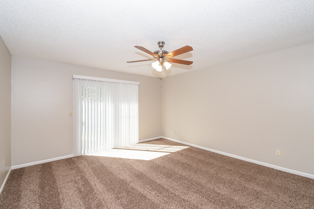 Building Photo - 806 Hardwood St