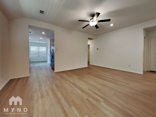 Building Photo - 18779 Faustina Way
