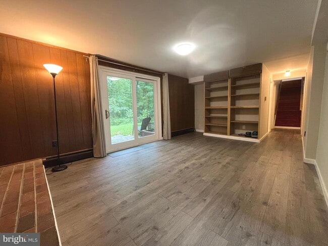 Building Photo - 14915 Daytona Ct