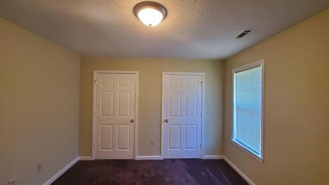 Building Photo - 1150 Micha Way