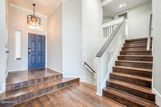 Building Photo - 6821 Pearl Ridge Dr