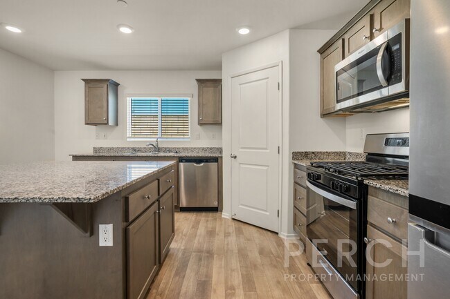 Building Photo - 30540 Altima Ct