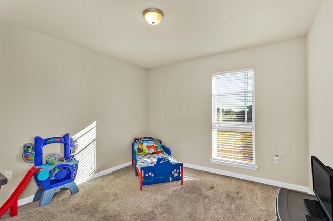 Building Photo - 5248 Moore Loop