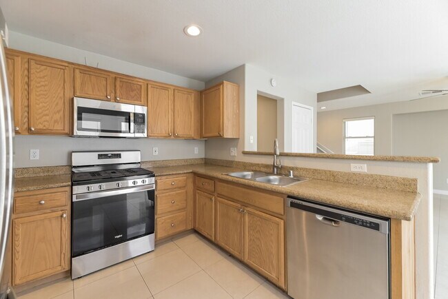 Building Photo - 1931 Sundown Canyon Dr