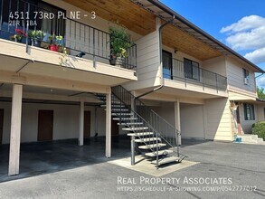 Building Photo - 4511 73rd Pl NE