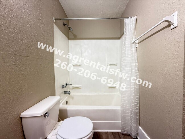 Building Photo - 209 S West St