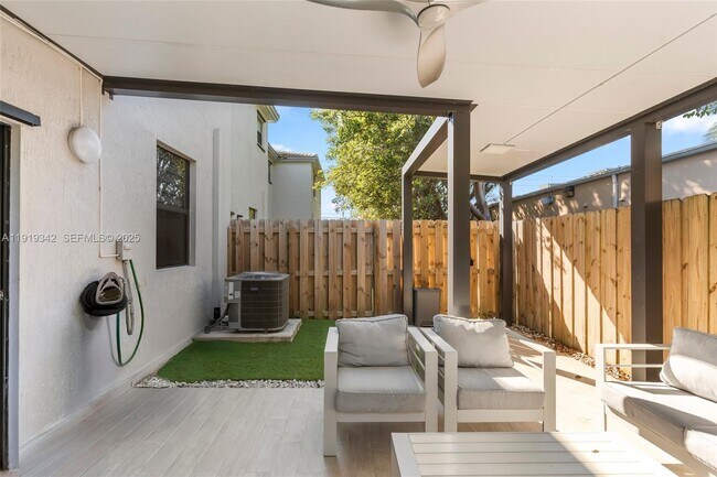 Building Photo - 28742 SW 134th Ct