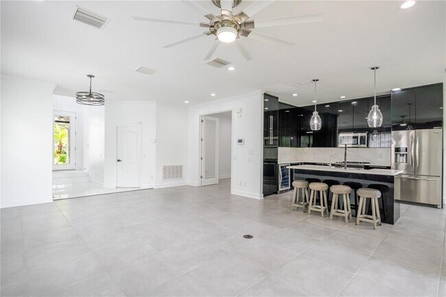 Building Photo - 14446 Mirabelle Vista Cir
