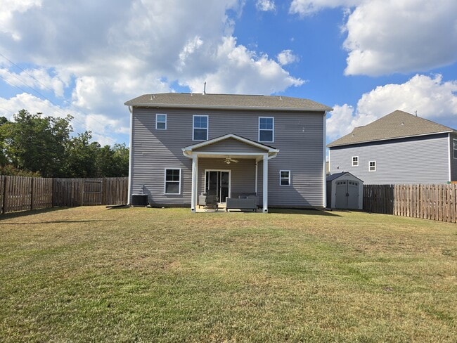 Building Photo - 559 Mitscher Wy